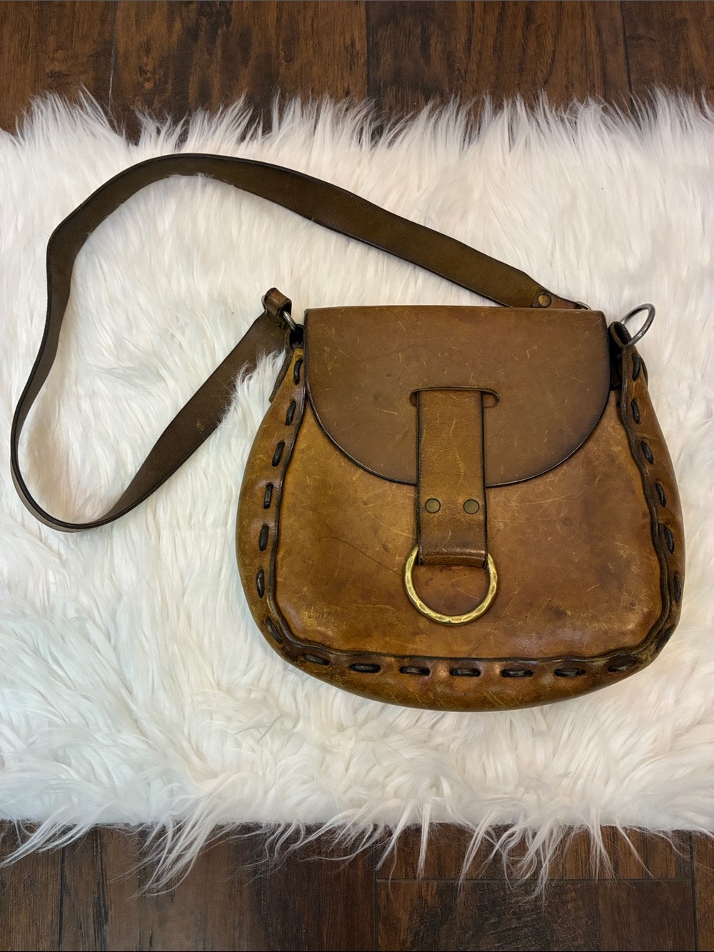 Handcrafted VTG Brown Leather Saddlebag with Ring Accent